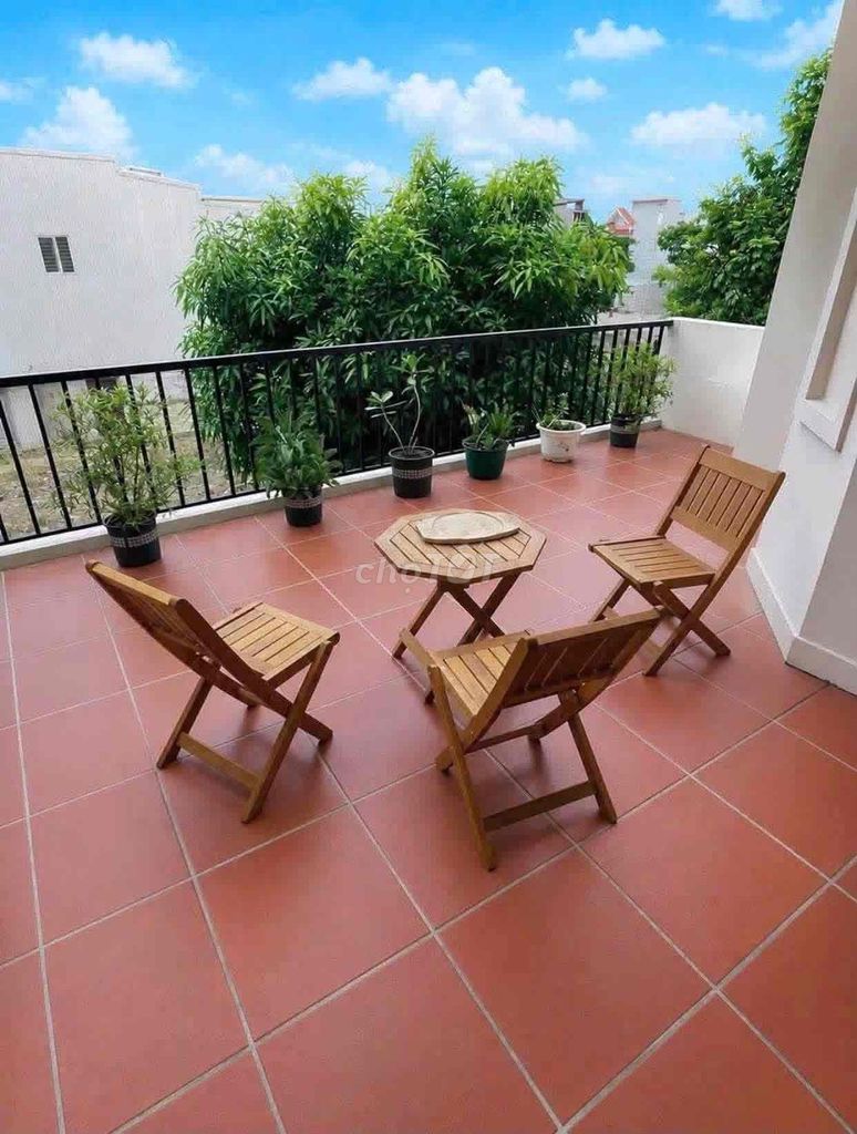 Rent · 4 bd · 100 м² · Quận Ngũ Hành Sơn, ул. Đường Đông Hải 4