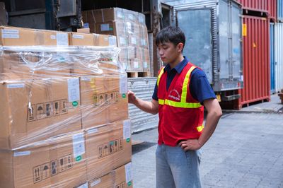 TUYỂN NAM/ NỮ ĐÓNG GÓI KHO SHOPEE - CA HÀNH CHÍNH