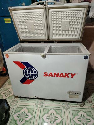 tủ đông Sanaky VH285W