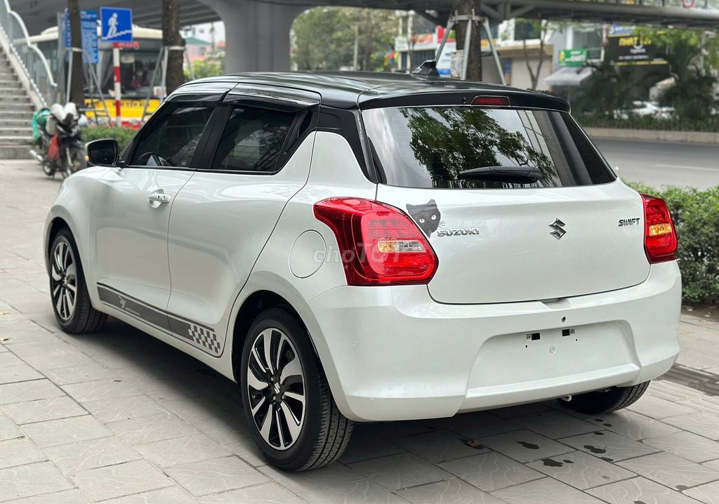 Suzuki Swift 1.2 GLX 2019 Nhập Thái Odo 36.000km. Mua bán Ô tô tại Quận Bắc Từ Liêm Hà Nội được đăng bởi Mr Cường hình 4
