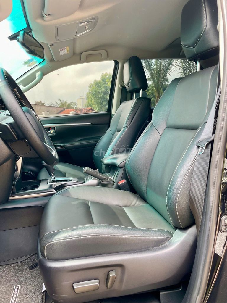Toyota Fortuner 2.7 4x2 AT 2024 - 20000 km. Mua bán Ô tô tại Thành phố Dĩ An Bình Dương được đăng bởi Siêu Thị Ô Tô Bình Dương  hình 6