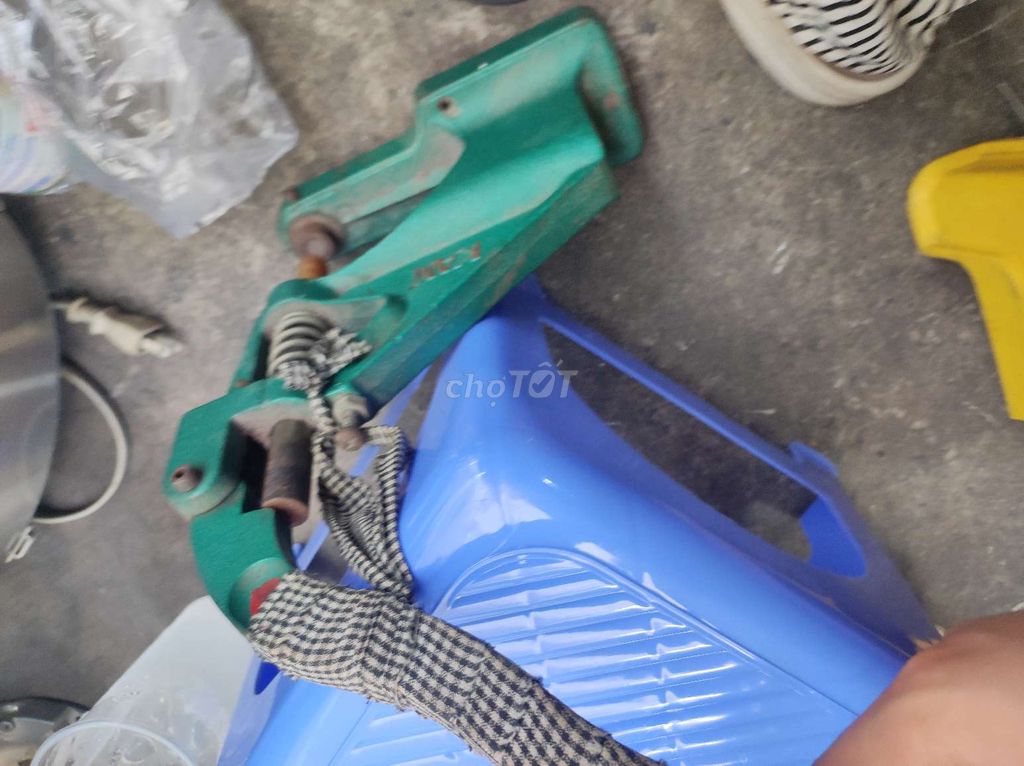Máy đóng nút. Mua bán Đồ chuyên dụng, Giống nuôi trồng tại Quận Gò Vấp Tp Hồ Chí Minh được đăng bởi thư đồ cũ nguyễn kiệm hình 1