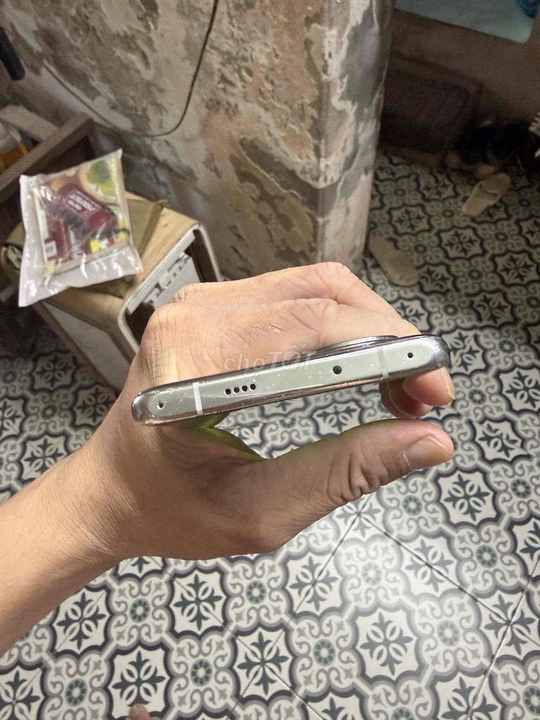 Huawei P50 Pro Vàng. Mua bán Điện thoại tại Huyện Kiến Xương Thái Bình được đăng bởi Nguyễn Thế Lâm hình 1