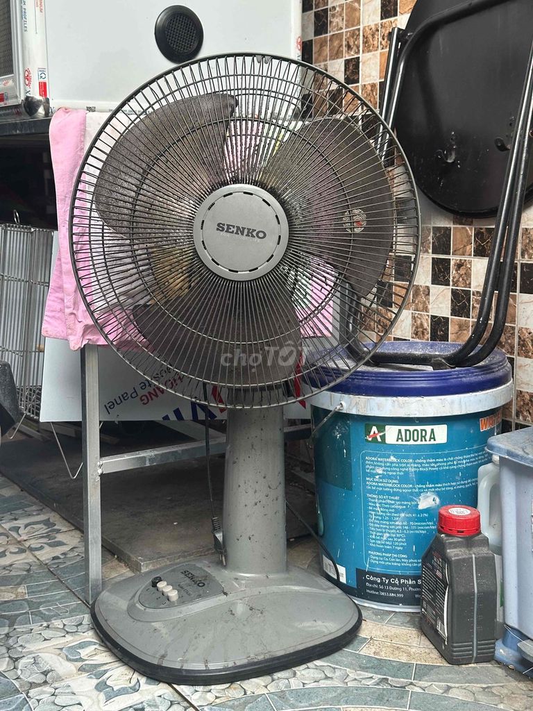 Quạt đứng Senko Xám Còn mới. Mua bán Quạt tại Thị xã Tân Uyên Bình Dương được đăng bởi Thu Mai hình 1