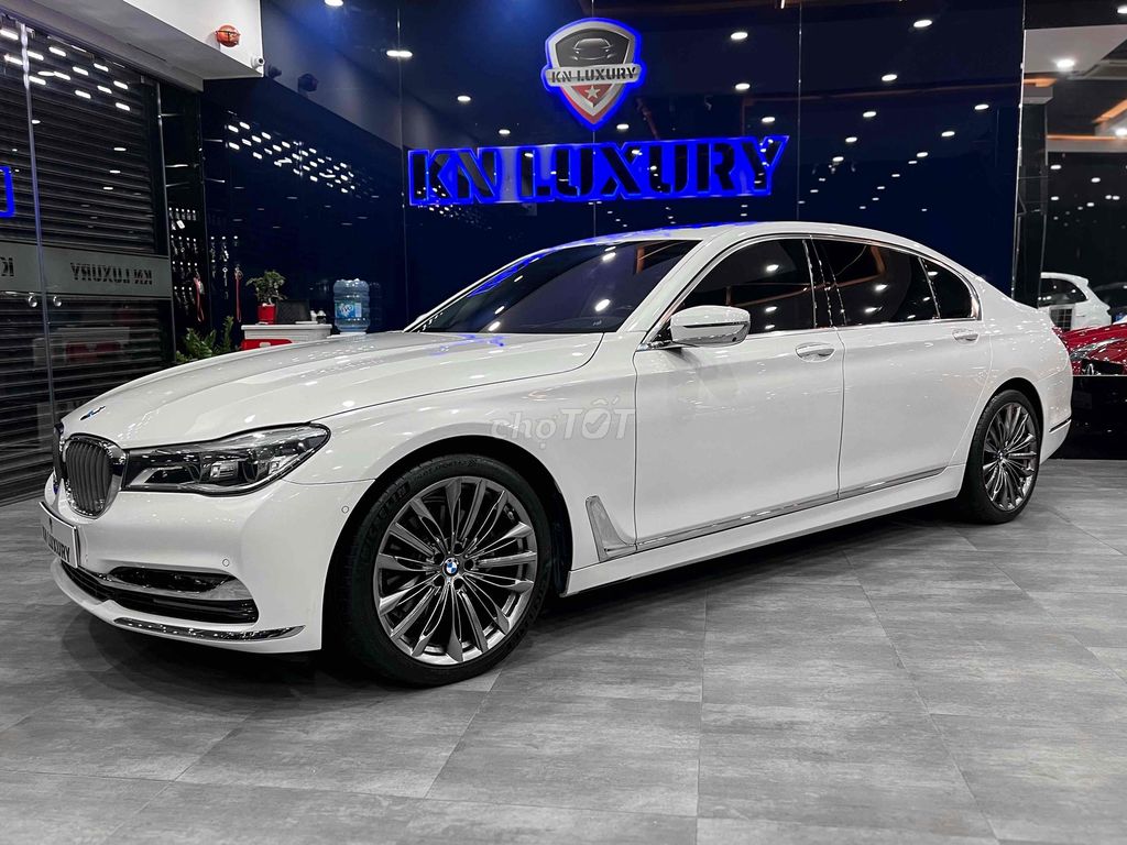 BMW 740Li B58 3.0 2016 белый с кожей Merino
