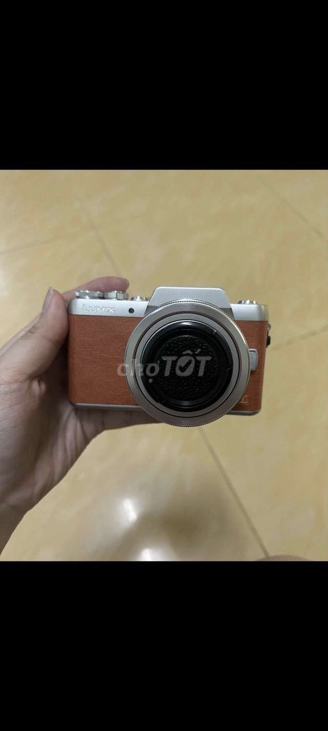 Máy ảnh Lumix GF8 Nâu. Mua bán Máy ảnh, Máy quay tại Quận 10 Tp Hồ Chí Minh được đăng bởi Khanh hình 1