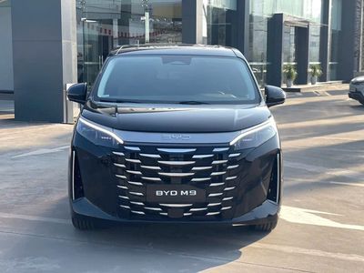 BYD M9 Premium PHEV 2026