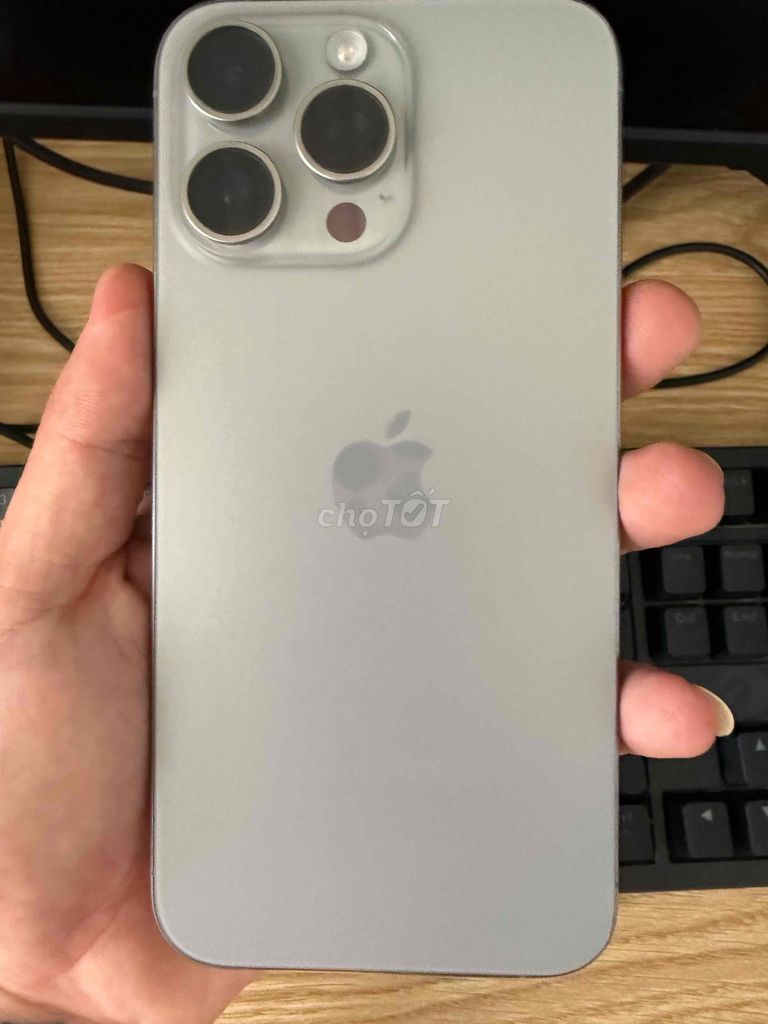 iPhone 15 Pro Max Xám. Mua bán Điện thoại tại Thị Xã Buôn Hồ Đắk Lắk được đăng bởi Chung hình 1