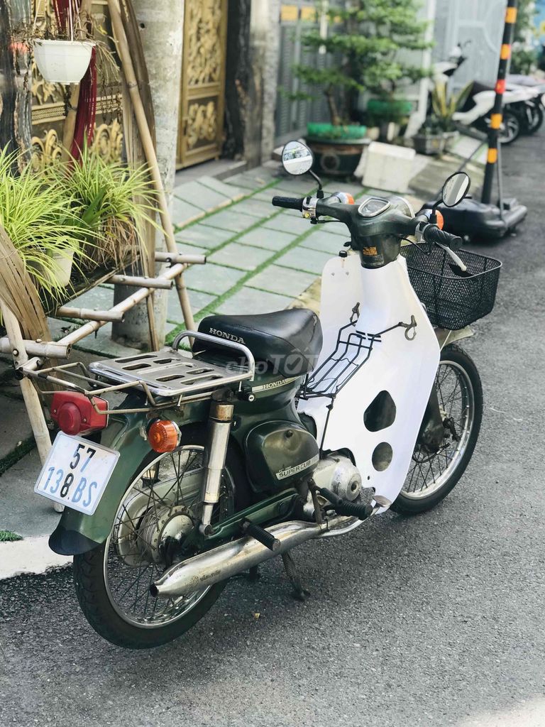 Honda Cub 81 50cc. Отличное состояние. Госномер Хошимина