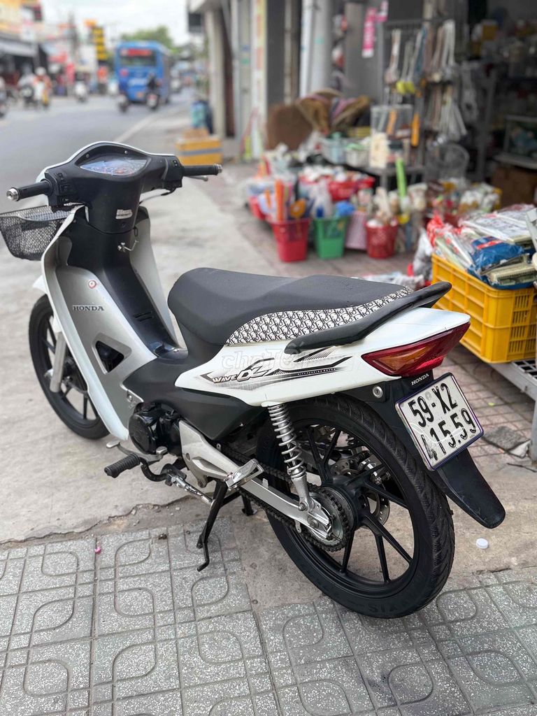 Honda Wave 2013 белый, 2 дисковых тормоза