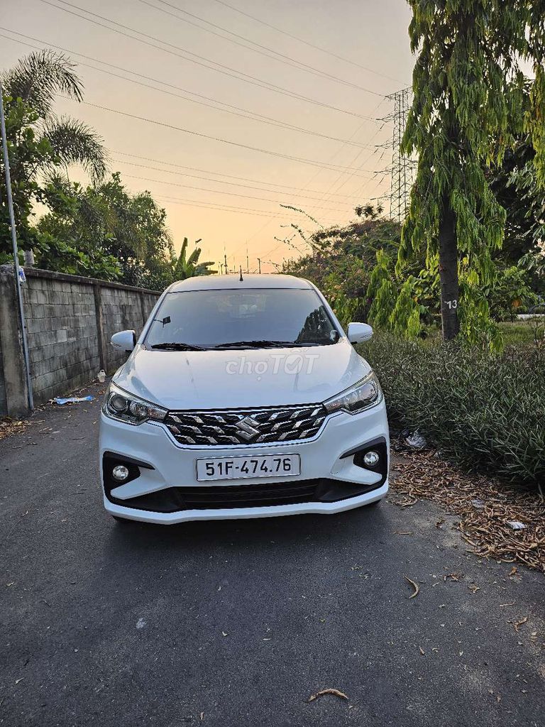 Suzuki Ertiga Hybrid 2022 Trắng