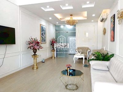 CÓ THANG MÁY - Nhà MT Thành Thái, Quận 10 - 6TẦNG, GIÁ RẺ 52Tr