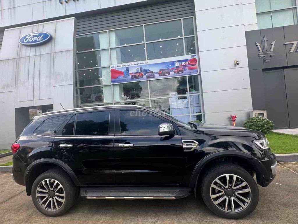 Ford Everest 2021 Titanium 2.0L 4x2 - 29000 km. Mua bán Ô tô tại Quận 7 Tp Hồ Chí Minh được đăng bởi FORD chính hãng HCM  hình 3