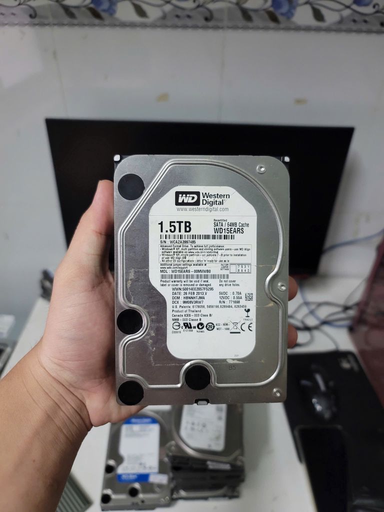 HDD WD 1.5TB 350k WD 4TB 999k