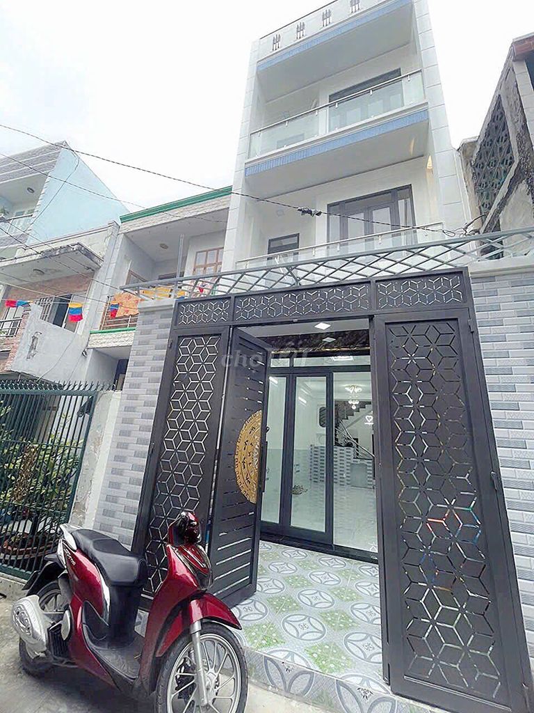 3 tầng đúc BTCT  Nhà mới ở liền, Bùi Minh Trực P5 Q8 77,5m2 6PN SHR