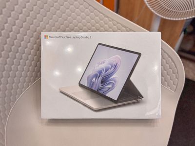 Surface Laptop Studio 2 - i7/32G/1T/2000 Ada