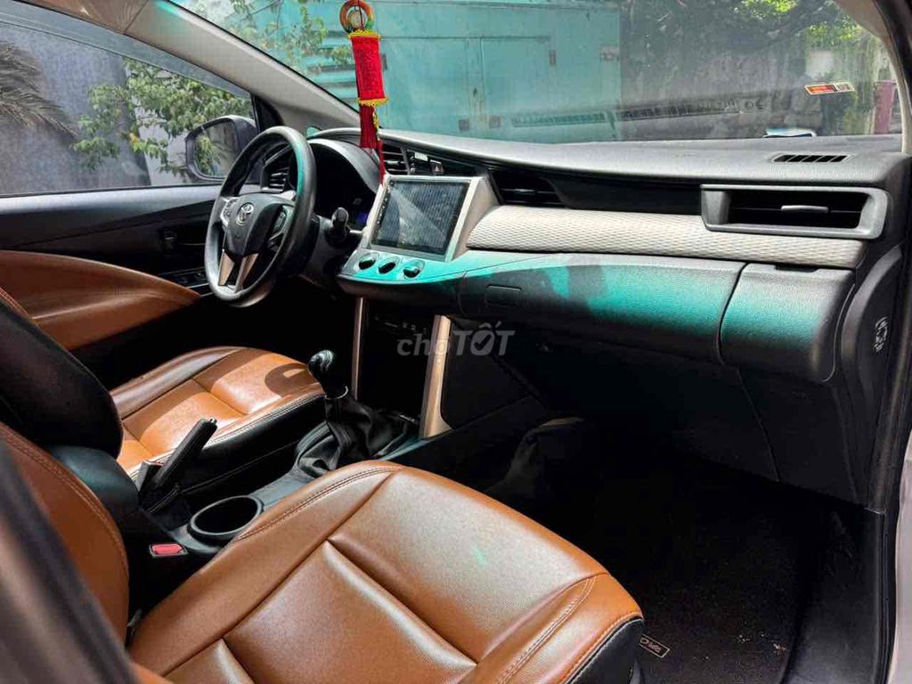Toyota Innova 2018 2.0E - 114500 km. Mua bán Ô tô tại Thành phố Thủ Đức Tp Hồ Chí Minh được đăng bởi Thùy Phương Toyota hình 5