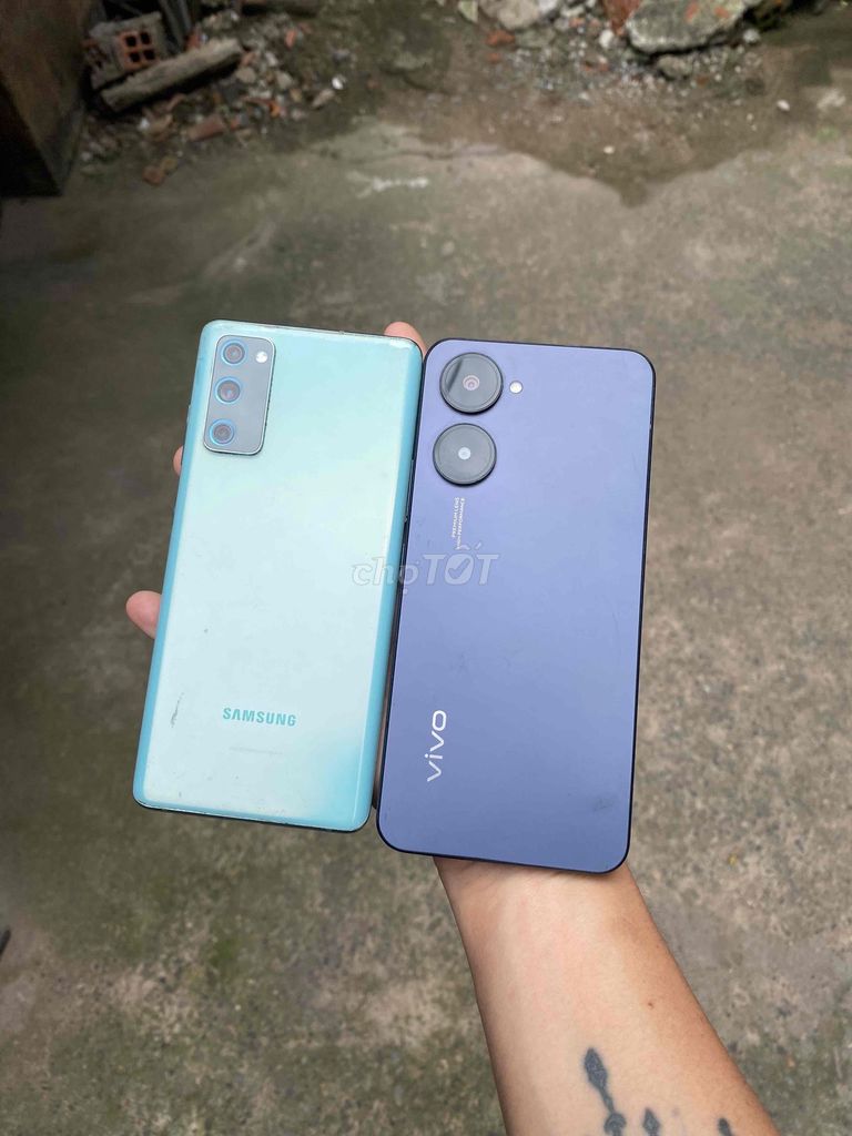 xác Galaxy S20 FE và vivo y03 Xanh Hỏng màn hình. Mua bán Điện thoại tại Huyện Bình Chánh Tp Hồ Chí Minh được đăng bởi Hoang Ngoc Thanh hình 1