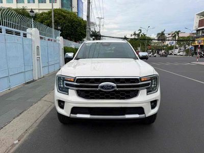 Bán Ford Everest Titanium 2025 đi lướt chính hãng
