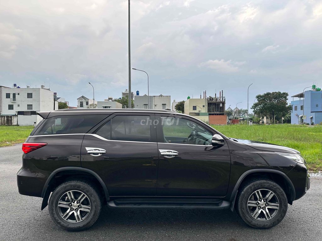 Toyota Fortuner 2017 2.7V 4x2 - 106000 km -  595Tr. Mua bán Ô tô tại Huyện Bình Chánh Tp Hồ Chí Minh được đăng bởi thành hình 11