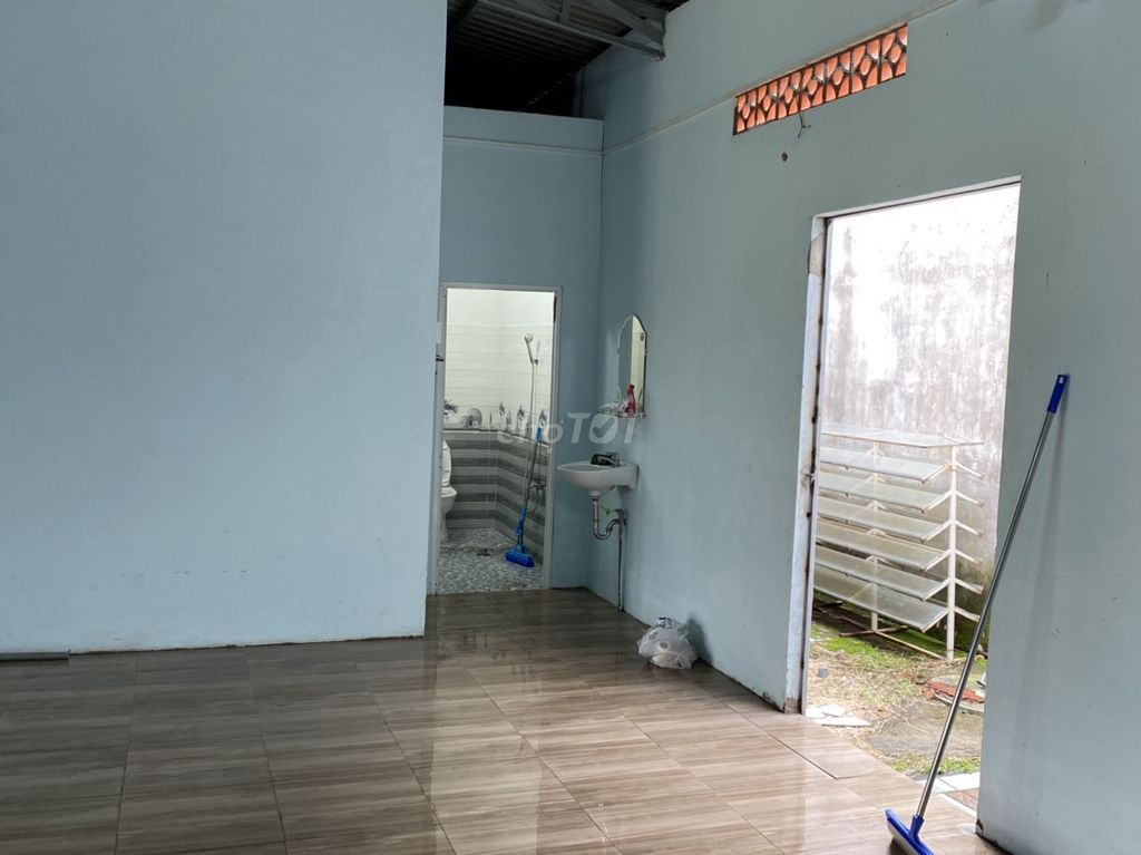 Cho thuê MB kinh doanh, kho chứa hàng 200m2, sát ngã tư và chợ Tân Quy. Cho thuê văn phòng, mặt bằng kinh doanh tại Huyện Củ Chi Tp Hồ Chí Minh được đăng bởi Quynh Anh hình 3