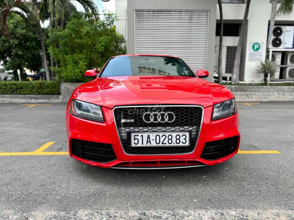 Audi A5 2009 2.0T S-line Quattro - 72000 km