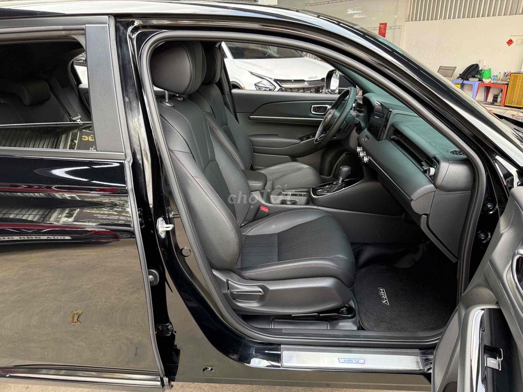 Honda HR-V 2023 RS - 12000 km. Mua bán Ô tô tại Thành phố Thủ Đức Tp Hồ Chí Minh được đăng bởi Long Auto Vạn Phúc hình 9