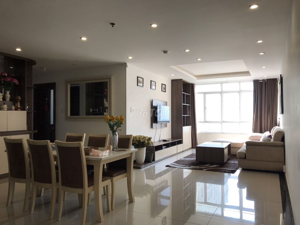 Rent · 2 bd · 115 м² · Quận 8, ул. Tạ Quang Bửu