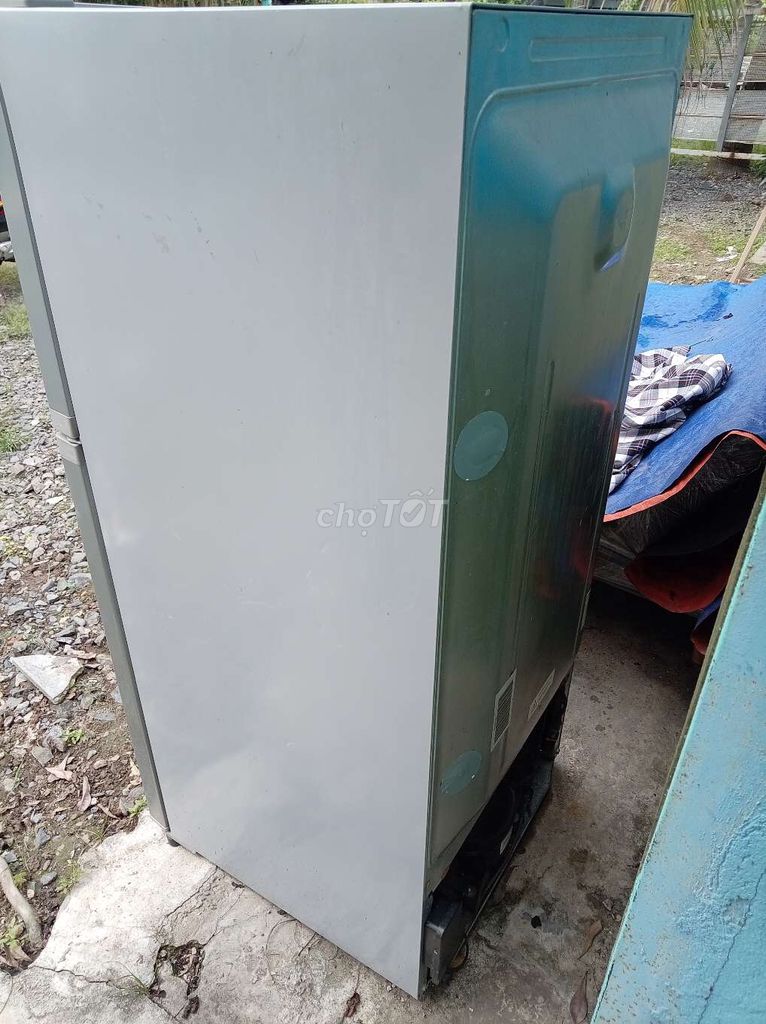 Tủ lạnh Electrolux ETB1800PC-RVN Xám 177 lít. Mua bán Tủ lạnh tại Huyện Nhà Bè Tp Hồ Chí Minh được đăng bởi Gạo hình 1