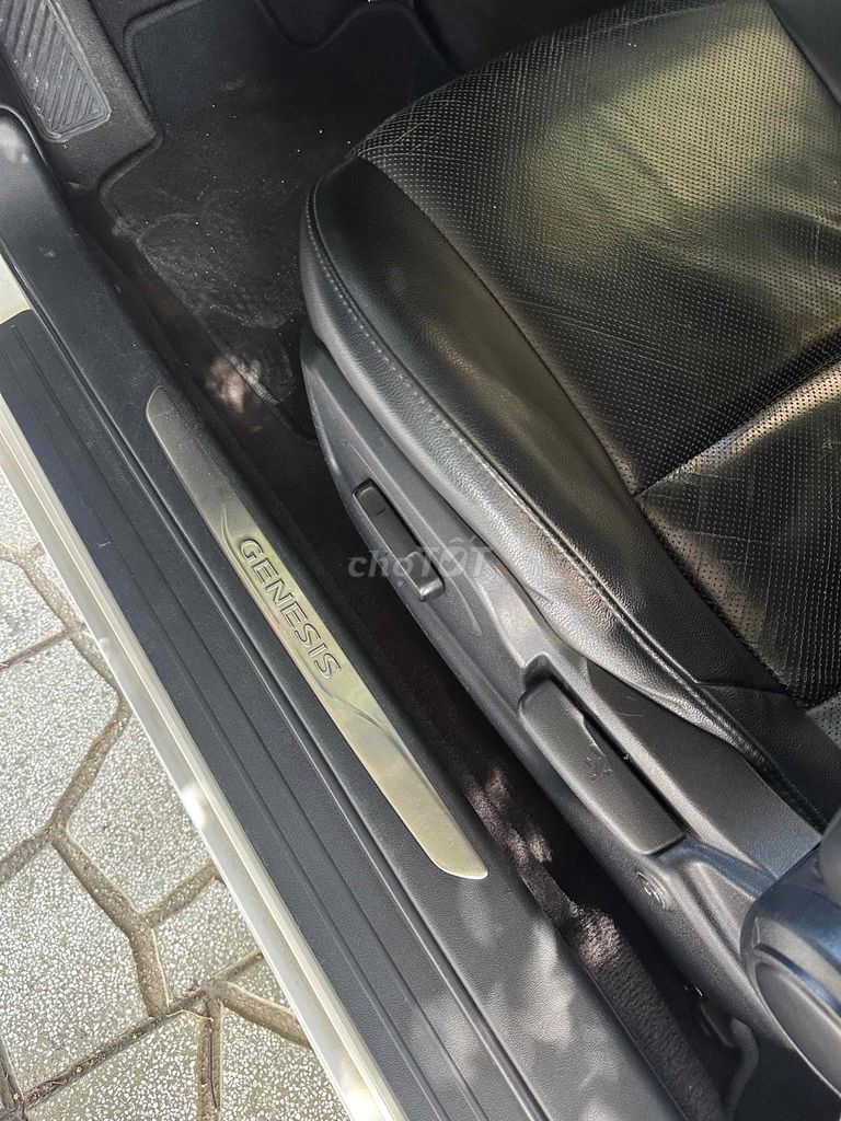 Hyundai Genesis 2009 - 115000 km. Mua bán Ô tô tại Thành phố Bà Rịa Bà Rịa - Vũng Tàu được đăng bởi gia khang hình 4