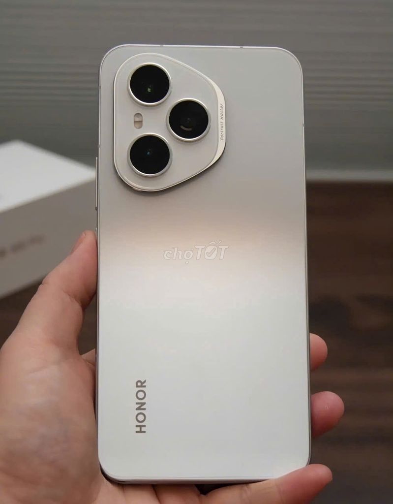Honor 200 Pro | 300 Pro | 400 Pro - Hỗ trợ Góp. Mua bán Điện thoại tại Thành phố Thủ Dầu Một Bình Dương được đăng bởi Vio Store Thủ Dầu Một hình 1