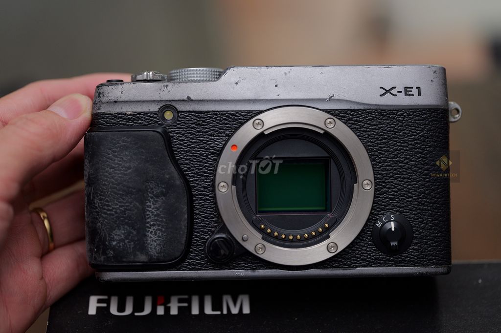 Máy ảnh Fujifilm XE1 Bạc, Đen đã sử dụng. Mua bán Máy ảnh, Máy quay tại Quận 3 Tp Hồ Chí Minh được đăng bởi NOVA HITECH hình 1