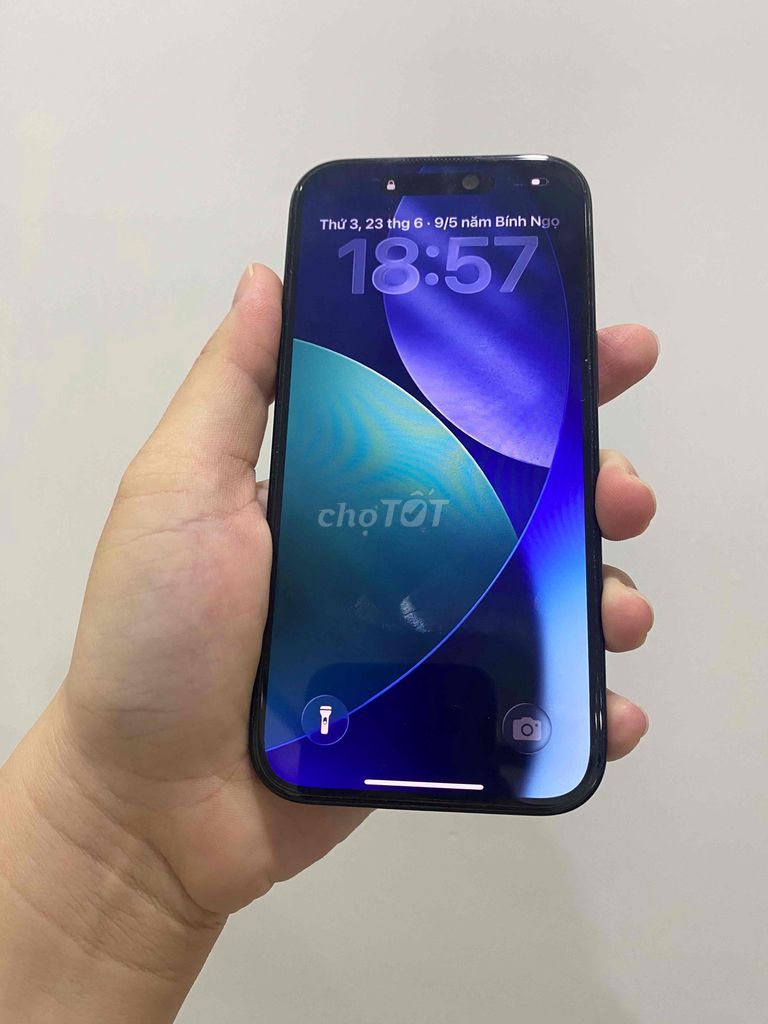 Apple iPhone 15 128GB Đen pin96%. Mua bán Điện thoại tại Quận Tân Bình Tp Hồ Chí Minh được đăng bởi Tony hình 1