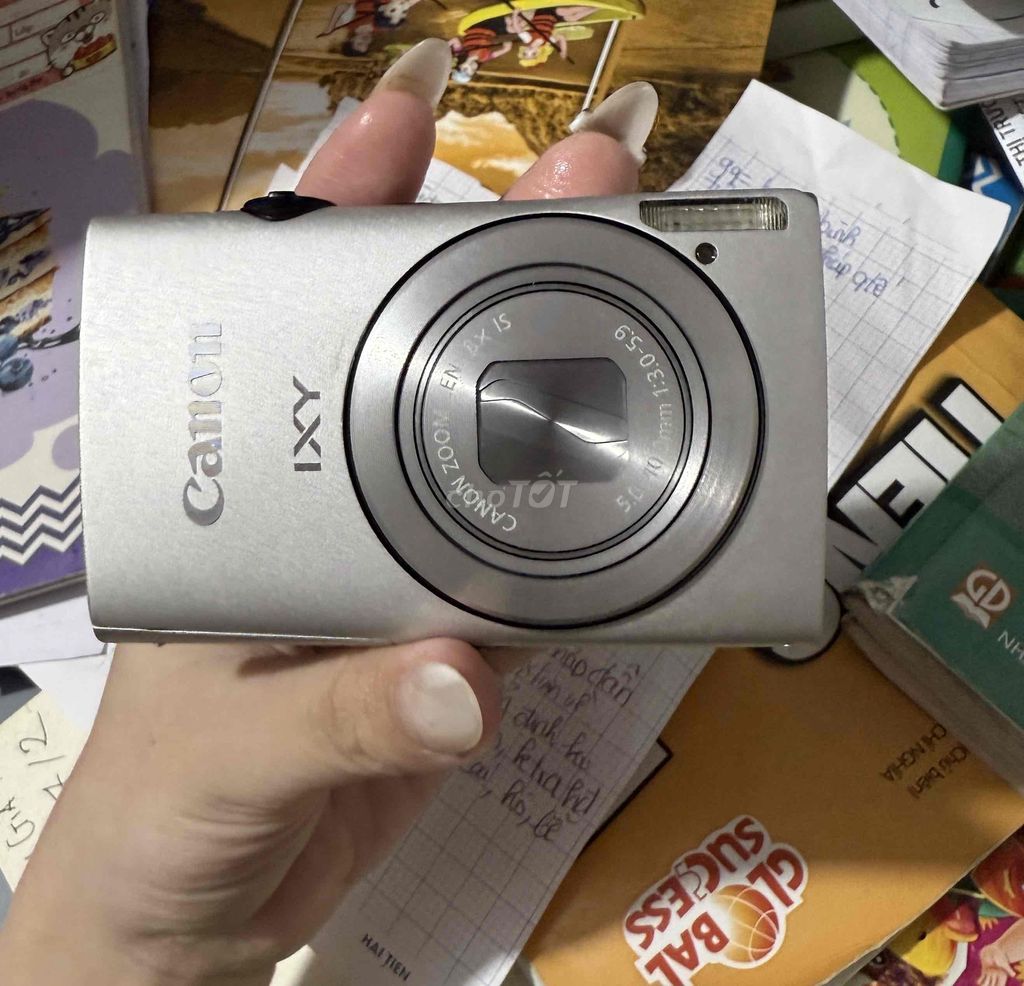 Máy ảnh Canon IXY 600F Bạc. Mua bán Máy ảnh, Máy quay tại Thành phố Huế Thừa Thiên Huế được đăng bởi Hân hình 1