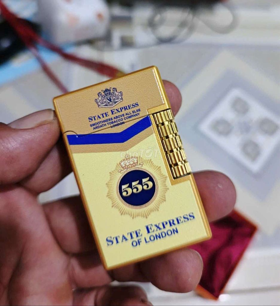 Bật lửa Dupont 555 Ga đá Vàng. Mua bán Đồ sưu tầm, đồ cổ tại Quận 3 Tp Hồ Chí Minh được đăng bởi Bật lửa độc lạ hình 1