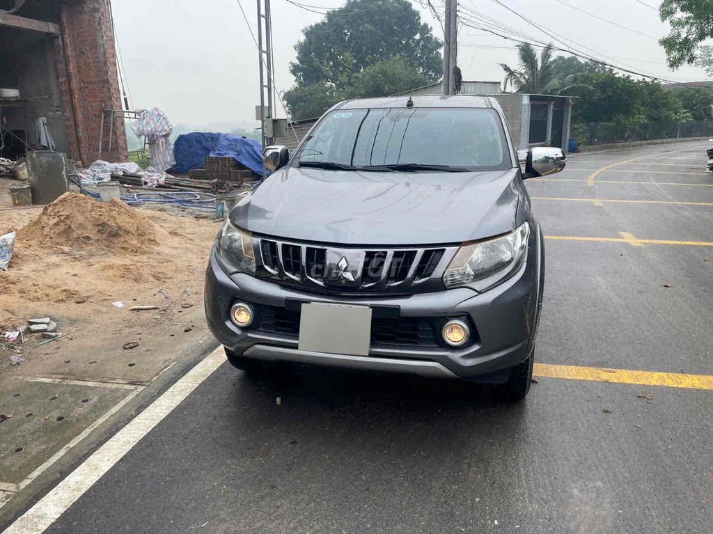 Mitsubishi Triton 2018 4x2 AT - 150000 km