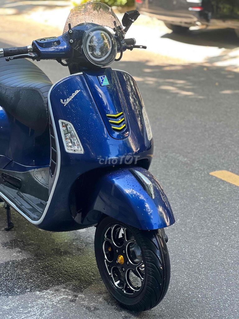 Vespa Super GTS Đồ chơi cơ bản Có Góp