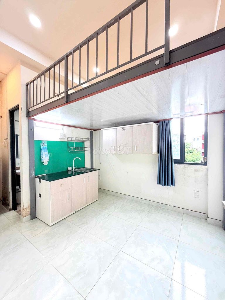 Cho Thuê Phòng Gác Cửa Sổ Trời Nội Thất Gần Đại Học Công Thương - AEON