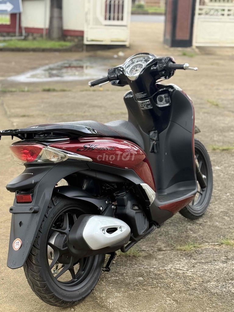 Honda SH Mode Đỏ. Mua bán Xe máy tại Thành phố Buôn Ma Thuột Đắk Lắk được đăng bởi Khánh Ng hình 3