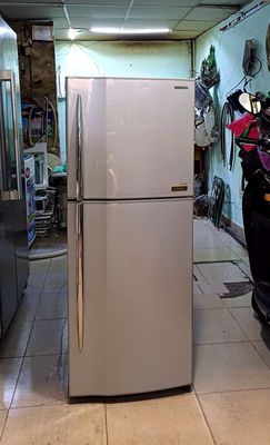 Tủ lạnh toshiba 188 lít zin bảo hành 3 tháng