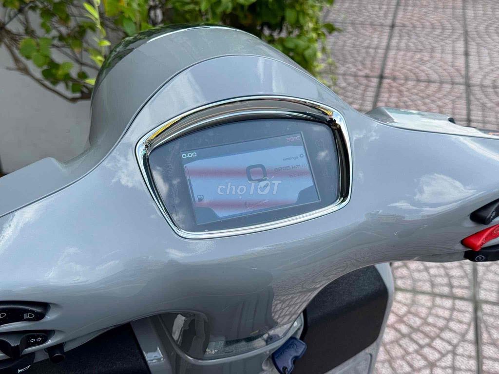 GTS 300 HPE 6800km như mới. Mua bán Xe máy tại Quận Phú Nhuận Tp Hồ Chí Minh được đăng bởi Nghia Tran hình 5