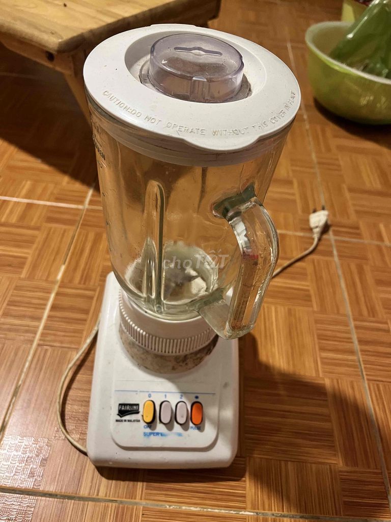 Máy xay sinh tố Fairline Trắng. Mua bán Bếp, lò, đồ điện nhà bếp tại Thành phố Đà Lạt Lâm Đồng được đăng bởi Lê Đạt hình 1