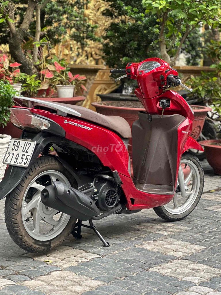Honda Vision 2018 Đỏ 26000 km. Mua bán Xe máy tại Quận 10 Tp Hồ Chí Minh được đăng bởi a chinh hình 2