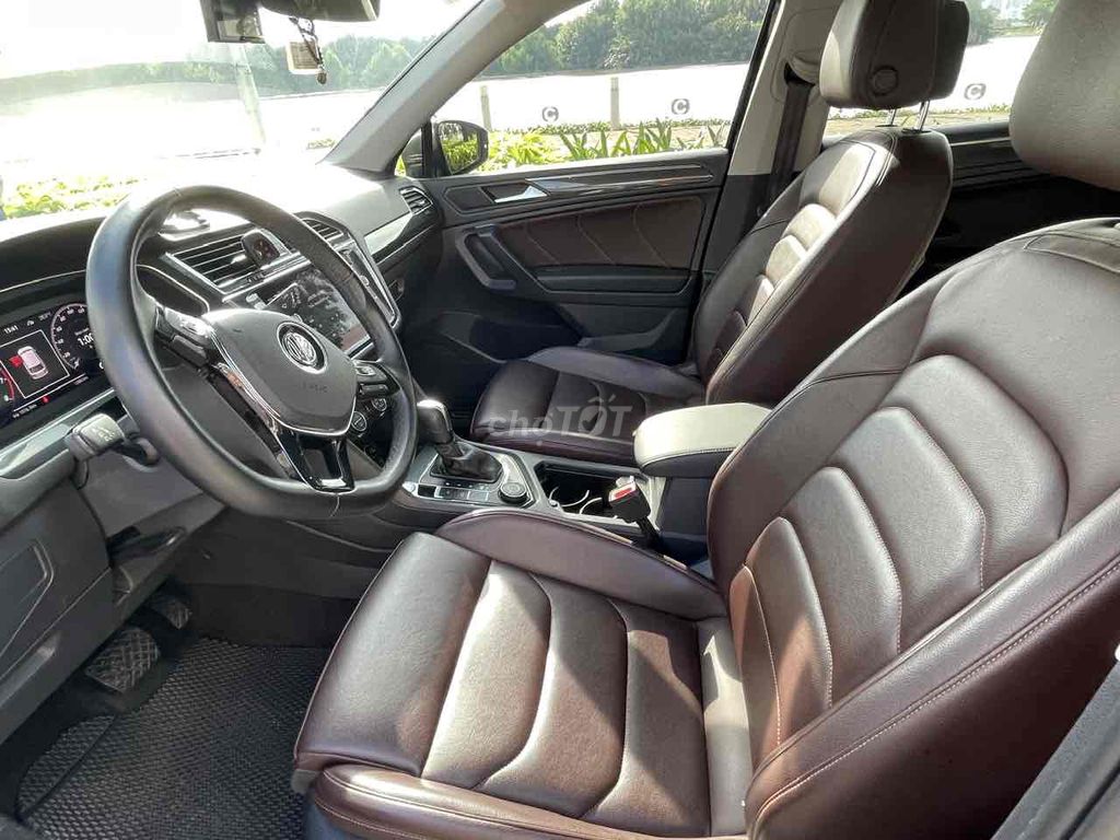 Volkswagen Tiguan 2016 2.0 AT - 12881 km. Mua bán Ô tô tại Quận 7 Tp Hồ Chí Minh được đăng bởi Tên chưa cung cấp hình 3