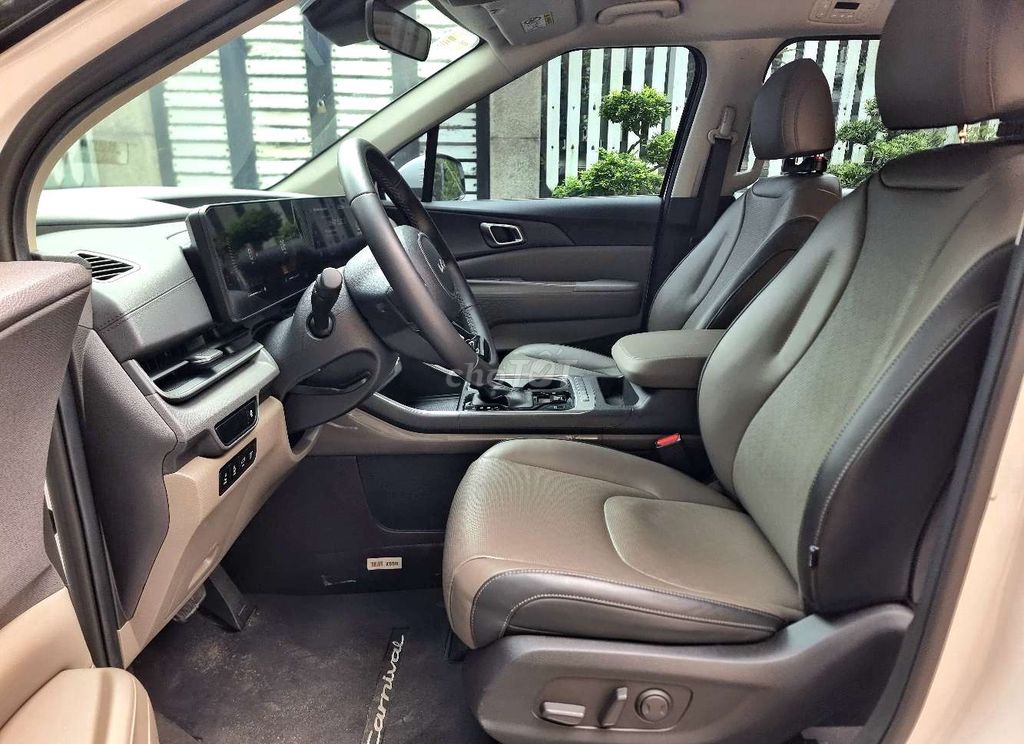 Kia Carnival Luxury 8s sx 2025, chỉ 4.0.0Tr. Mua bán Ô tô tại Thành phố Thủ Đức Tp Hồ Chí Minh được đăng bởi Đức Hưng Siêu thị ô tô Thủ Đức hình 16