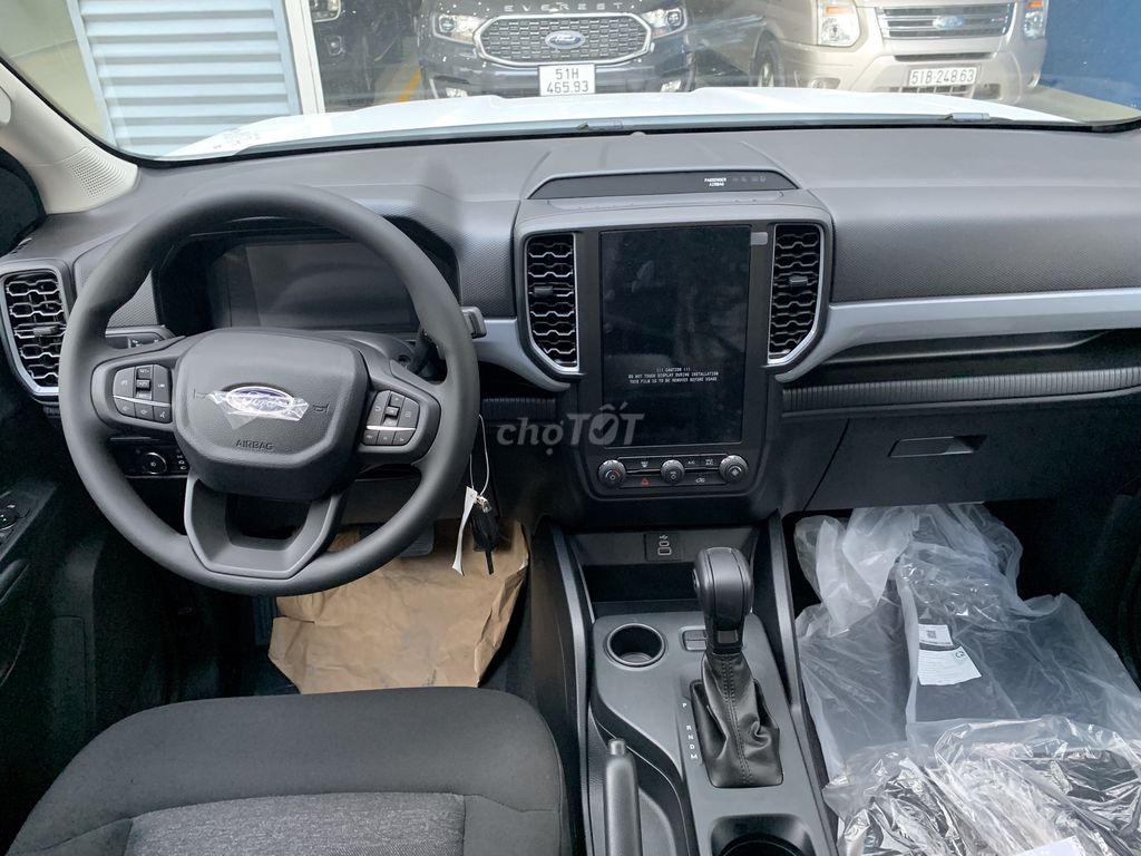 Ranger XLS 1 cầu, đủ màu xe sẵn giao ngay, vay 70%. Mua bán Ô tô tại Huyện Châu Thành Tiền Giang được đăng bởi Khiêm Ford Phú Mỹ hình 12