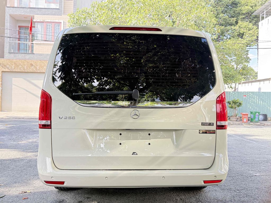 Mercedes Benz V250 Avantgarde. Mua bán Ô tô tại Quận 12 Tp Hồ Chí Minh được đăng bởi KaizenAutoService hình 5
