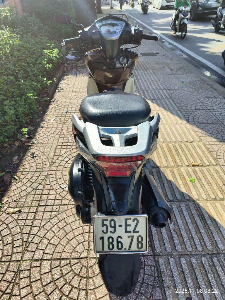 Bán xe shark biển đẹp phong thủy. Mua bán Xe máy tại Quận 4 Tp Hồ Chí Minh được đăng bởi Trần Thắng hình 4