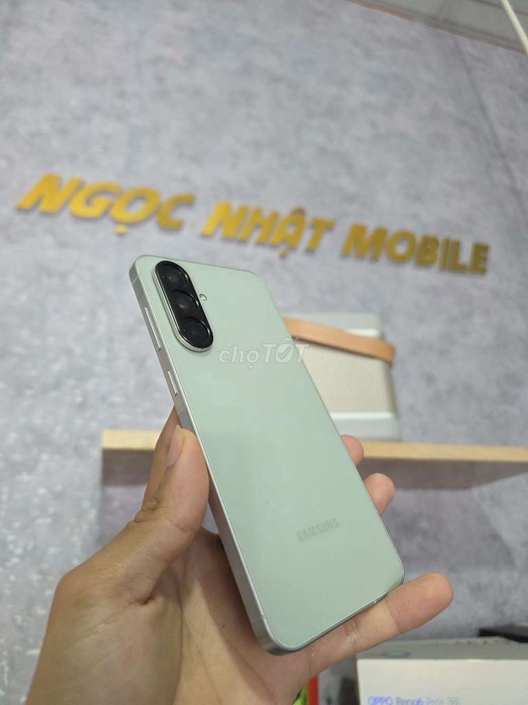 Samsung A56 5G (8/128) FullBox Zin Đẹp Cbh Dài. Mua bán Điện thoại tại Thành phố Buôn Ma Thuột Đắk Lắk được đăng bởi Nguyễn Ngọc Nhật hình 1