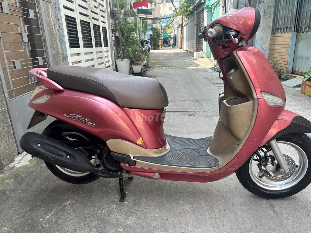 nozza Fi 2013. Màu hồng. BSTP chính chủ công chứng. Mua bán Xe máy tại Quận Bình Thạnh Tp Hồ Chí Minh được đăng bởi Lê Nhân hình 3